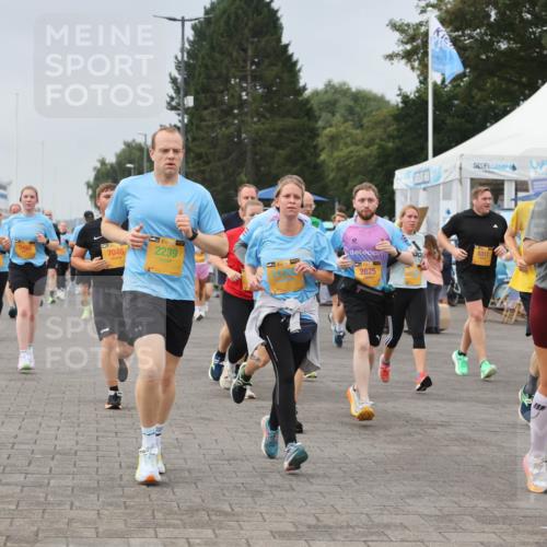 13.09.2026 - Kiel Lauf Andreas Tolksdorf http://msf.ph/oto/10354550 13.09.2026 09:57:50 Kiellinie 9458, 7046, 38, 2239, 2825, 5317 meine-sportfotos.de