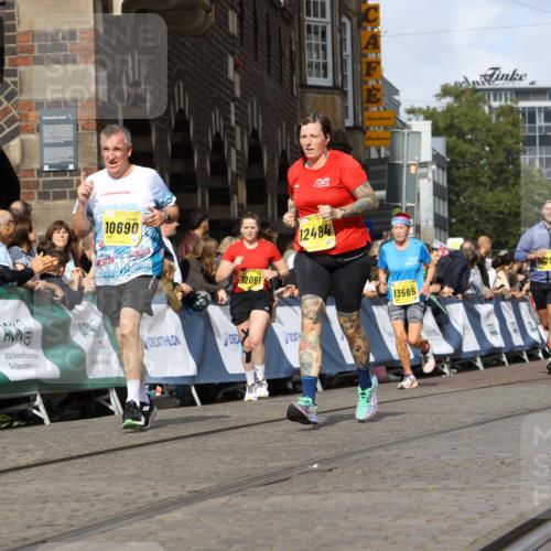 13.09.2026 - 21. swb-Marathon Bremen Strokosch-Dieckow http://msf.ph/oto/10354628 13.09.2026 10:56:05 Ziel 10243, 10297, 10374, 10379, 10423, 10529, 10550, 10703, 10809, 10881, 10952, 11377, 11510, 11557, 11862, 12108, 12125, 12143, 12150, 12188, 10184, 10211, 10246, 10322, 10365, 10443, 10670, 10699, 10949, 10957, 10960, 11219, 11280, 11570, 11693, 11782, 12452, 12476 meine-sportfotos.de