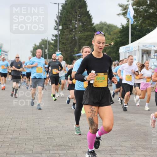 13.09.2026 - Kiel Lauf Andreas Tolksdorf http://msf.ph/oto/10354718 13.09.2026 09:57:55 Kiellinie 5636 meine-sportfotos.de