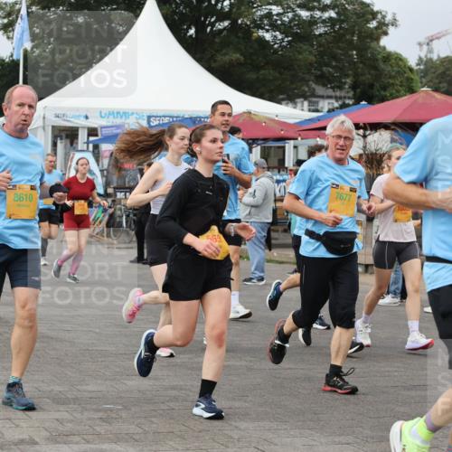 13.09.2026 - Kiel Lauf Andreas Tolksdorf http://msf.ph/oto/10354799 13.09.2026 09:57:58 Kiellinie 4422, 38, 8610, 565, 39, 7677, 10020 meine-sportfotos.de