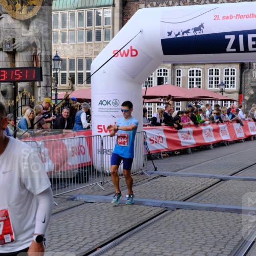 13.09.2026 - 21. swb-Marathon Bremen Tim E. http://msf.ph/oto/10354845 13.09.2026 12:46:00 Ziel 2032 meine-sportfotos.de