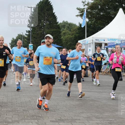 13.09.2026 - Kiel Lauf Andreas Tolksdorf http://msf.ph/oto/10354901 13.09.2026 09:58:02 Kiellinie 8997, 8022 meine-sportfotos.de