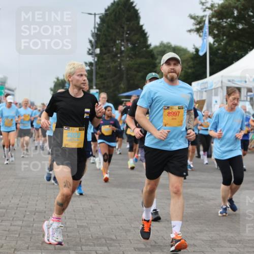 13.09.2026 - Kiel Lauf Andreas Tolksdorf http://msf.ph/oto/10354923 13.09.2026 09:58:02 Kiellinie 8022, 38, 8997 meine-sportfotos.de