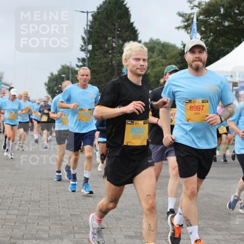 13.09.2026 - Kiel Lauf Andreas Tolksdorf http://msf.ph/oto/10354943 13.09.2026 09:58:03 Kiellinie 8022, 47, 38, 8997 meine-sportfotos.de