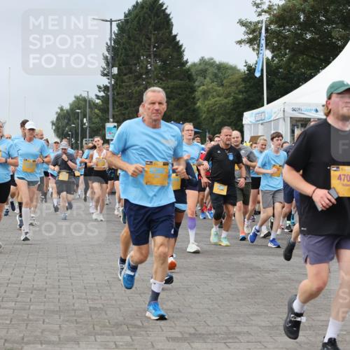 13.09.2026 - Kiel Lauf Andreas Tolksdorf http://msf.ph/oto/10354970 13.09.2026 09:58:04 Kiellinie 4706 meine-sportfotos.de