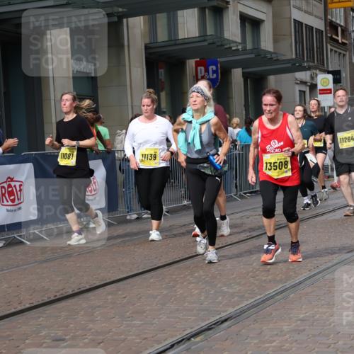 13.09.2026 - 21. swb-Marathon Bremen Strokosch-Dieckow http://msf.ph/oto/10355006 13.09.2026 11:16:01 Ziel 10242, 11026, 11081, 11139, 11181, 11200, 11264, 11274, 11385, 11448, 11573, 11768, 12057, 12151, 12539, 13508, 10474, 10572, 10665, 10900, 11217, 11307, 11549, 11613, 11778, 11897, 11940, 12046, 12137, 12306 meine-sportfotos.de
