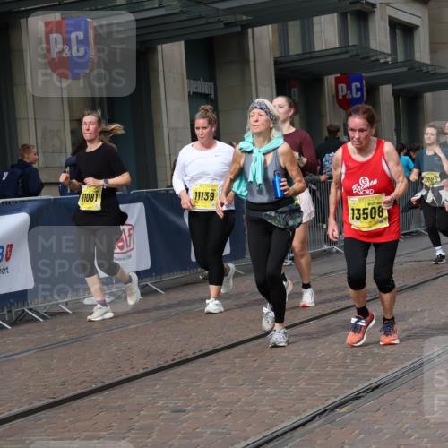 13.09.2026 - 21. swb-Marathon Bremen Strokosch-Dieckow http://msf.ph/oto/10355044 13.09.2026 11:16:02 Ziel 10242, 11026, 11081, 11139, 11181, 11200, 11264, 11274, 11385, 11448, 11573, 11768, 12057, 12151, 12539, 13508, 10474, 10572, 10665, 10900, 11217, 11307, 11549, 11613, 11778, 11897, 11940, 12046, 12137, 12306 meine-sportfotos.de