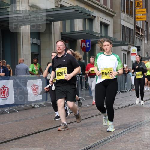 13.09.2026 - 21. swb-Marathon Bremen Strokosch-Dieckow http://msf.ph/oto/10355136 13.09.2026 11:16:04 Ziel 10242, 11026, 11081, 11139, 11181, 11200, 11264, 11274, 11385, 11448, 11573, 12057, 12102, 12151, 12539, 13508, 10474, 10665, 10900, 11217, 11307, 11549, 11613, 11768, 11778, 11897, 11940, 12046, 12306 meine-sportfotos.de