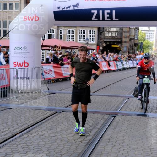 13.09.2026 - 21. swb-Marathon Bremen Tim E. http://msf.ph/oto/10355303 13.09.2026 12:46:55 Ziel 238, 574, 841, 1253, 1391, 1525 meine-sportfotos.de