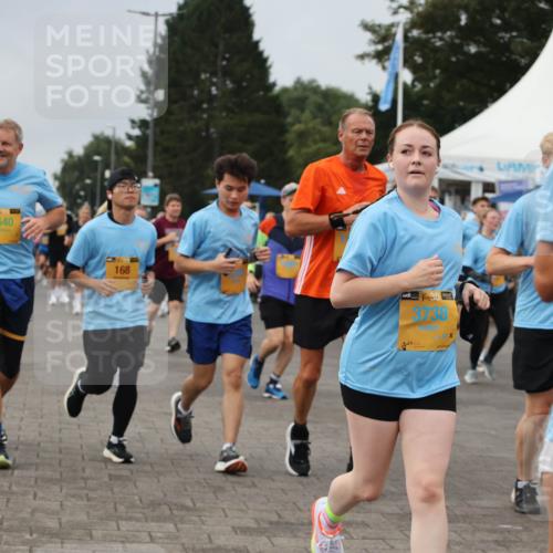 13.09.2026 - Kiel Lauf Andreas Tolksdorf http://msf.ph/oto/10355342 13.09.2026 09:58:15 Kiellinie 6540, 168, 38, 3738 meine-sportfotos.de