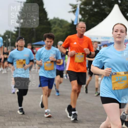 13.09.2026 - Kiel Lauf Andreas Tolksdorf http://msf.ph/oto/10355362 13.09.2026 09:58:16 Kiellinie 3738 meine-sportfotos.de