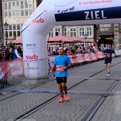 13.09.2026 - 21. swb-Marathon Bremen Tim E. http://msf.ph/oto/10355492 13.09.2026 12:47:18 Ziel 649, 7741 meine-sportfotos.de