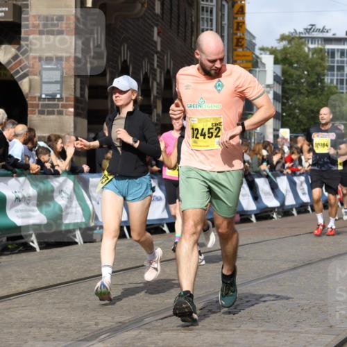13.09.2026 - 21. swb-Marathon Bremen Strokosch-Dieckow http://msf.ph/oto/10355515 13.09.2026 10:56:27 Ziel 10246, 10298, 10365, 10443, 10690, 10699, 10949, 10957, 10960, 11219, 11280, 11693, 11782, 11790, 11972, 12061, 12452, 12476, 12484, 13565, 10240, 10356, 10372, 10540, 10721, 10824, 10936, 11064, 11069, 11349, 11407, 11474, 11601, 11855, 11871, 11911, 11996, 12543 meine-sportfotos.de