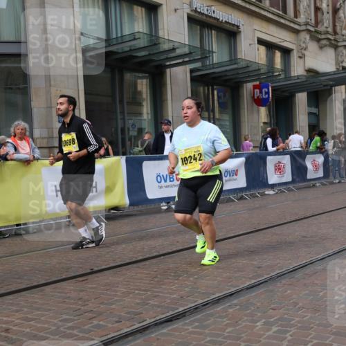 13.09.2026 - 21. swb-Marathon Bremen Strokosch-Dieckow http://msf.ph/oto/10355567 13.09.2026 11:16:15 Ziel 10242, 11274, 12057, 12102, 12158, 10474, 10665, 11026, 11081, 11139, 11181, 11200, 11217, 11264, 11385, 11448, 11549, 11573, 11613, 11768, 12046, 12151, 12306, 12539, 13508 meine-sportfotos.de