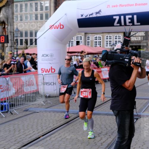 13.09.2026 - 21. swb-Marathon Bremen Tim E. http://msf.ph/oto/10355617 13.09.2026 12:47:27 Ziel 649, 7741 meine-sportfotos.de