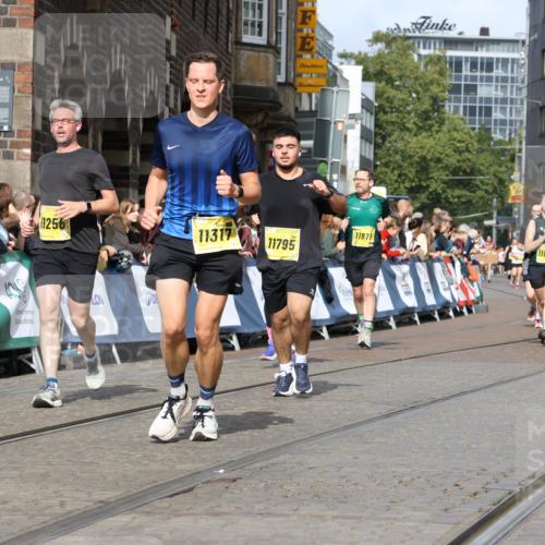 13.09.2026 - 21. swb-Marathon Bremen Strokosch-Dieckow http://msf.ph/oto/10355827 13.09.2026 10:56:32 Ziel 10184, 10211, 10246, 10298, 10322, 10365, 10443, 10670, 10699, 10949, 10957, 10960, 11219, 11280, 11570, 11693, 11782, 11790, 12452, 12476, 10240, 10372, 10486, 10540, 10721, 10771, 10824, 10888, 10936, 11064, 11349, 11474, 11601, 11872, 11911, 11996 meine-sportfotos.de