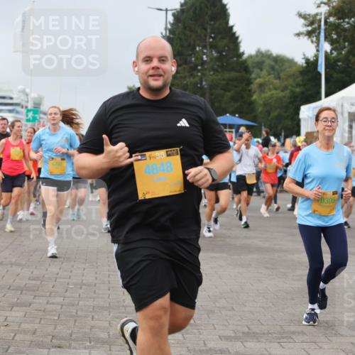 13.09.2026 - Kiel Lauf Andreas Tolksdorf http://msf.ph/oto/10355917 13.09.2026 09:58:44 Kiellinie 6792, 38, 4848, 39, 0305 meine-sportfotos.de