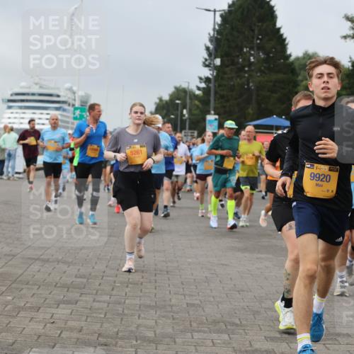 13.09.2026 - Kiel Lauf Andreas Tolksdorf http://msf.ph/oto/10356227 13.09.2026 09:58:59 Kiellinie 10569, 5261, 38, 9920 meine-sportfotos.de