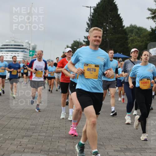 13.09.2026 - Kiel Lauf Andreas Tolksdorf http://msf.ph/oto/10356460 13.09.2026 09:59:09 Kiellinie 10411, 38, 4678, 139, 10061 meine-sportfotos.de