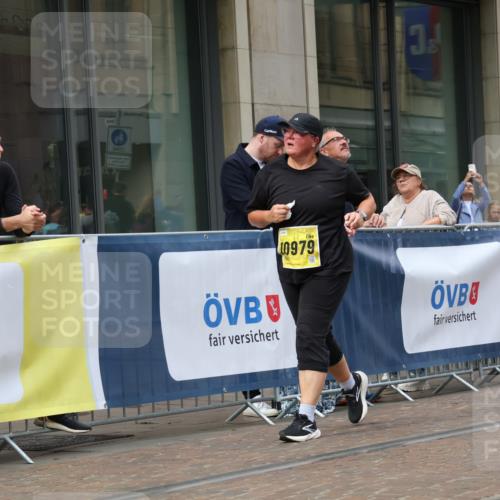 13.09.2026 - 21. swb-Marathon Bremen Strokosch-Dieckow http://msf.ph/oto/10356570 13.09.2026 11:17:12 Ziel 10472, 10756, 10773, 10779, 10979, 11709, 12292, 12334, 10295, 10335, 10999, 11355, 11461, 11495, 11653, 11672, 11867, 12089, 12101, 12287 meine-sportfotos.de