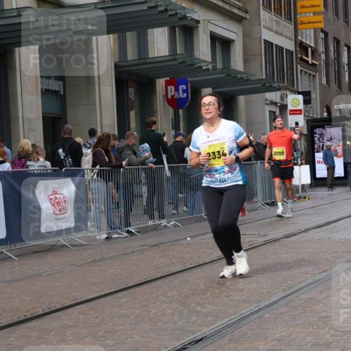 13.09.2026 - 21. swb-Marathon Bremen Strokosch-Dieckow http://msf.ph/oto/10356602 13.09.2026 11:17:14 Ziel 10472, 10756, 10773, 10979, 11709, 12292, 12334, 10295, 10335, 10779, 10999, 11355, 11461, 11495, 11653, 11672, 12101, 12287 meine-sportfotos.de