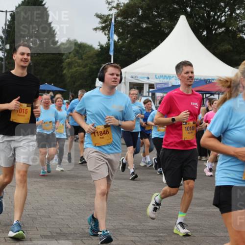 13.09.2026 - Kiel Lauf Andreas Tolksdorf http://msf.ph/oto/10356682 13.09.2026 09:59:16 Kiellinie 21, 0975, 39, 6376, 38, 015, 38, 11846, 5566, 10149, 515 meine-sportfotos.de