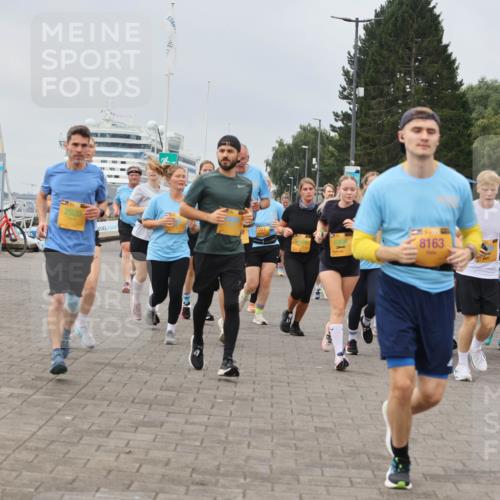 13.09.2026 - Kiel Lauf Andreas Tolksdorf http://msf.ph/oto/10356787 13.09.2026 09:59:23 Kiellinie 2920, 7001, 8163, 5788 meine-sportfotos.de