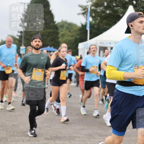 13.09.2026 - Kiel Lauf Andreas Tolksdorf http://msf.ph/oto/10356823 13.09.2026 09:59:24 Kiellinie 2920, 2659 meine-sportfotos.de