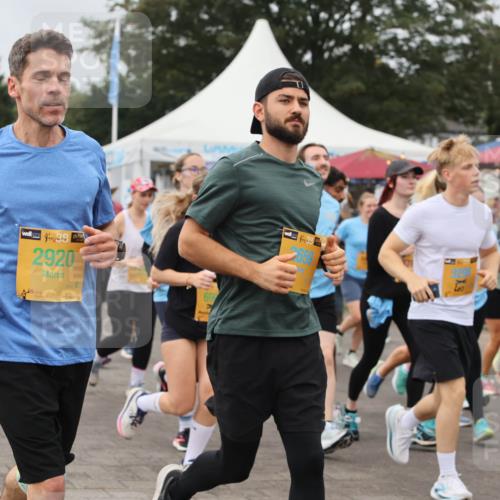 13.09.2026 - Kiel Lauf Andreas Tolksdorf http://msf.ph/oto/10356846 13.09.2026 09:59:25 Kiellinie 2920, 69, 38, 659 meine-sportfotos.de
