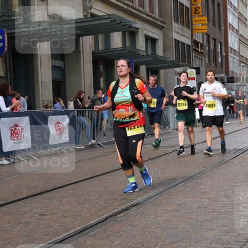 13.09.2026 - 21. swb-Marathon Bremen Strokosch-Dieckow http://msf.ph/oto/10356888 13.09.2026 11:17:30 Ziel 10137, 10756, 11367, 11932, 12023, 12226, 12292, 12321, 12373, 10472, 10773, 10779, 10979, 11495, 11672, 11709, 12101, 12334 meine-sportfotos.de