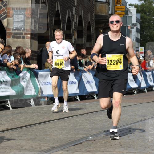 13.09.2026 - 21. swb-Marathon Bremen Strokosch-Dieckow http://msf.ph/oto/10356945 13.09.2026 10:56:59 Ziel 10240, 10356, 10372, 10486, 10540, 10721, 10771, 10824, 10888, 10936, 11064, 11069, 11349, 11407, 11474, 11601, 11855, 11871, 11872, 11911, 11996, 12434, 12543, 10157, 10166, 10578, 10700, 10772, 10969, 11236, 11292, 11484, 11667, 12032, 12382, 12383 meine-sportfotos.de