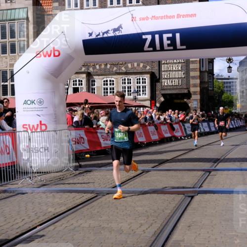 13.09.2026 - 21. swb-Marathon Bremen Tim E. http://msf.ph/oto/10356996 13.09.2026 12:51:46 Ziel 3617, 13033 meine-sportfotos.de