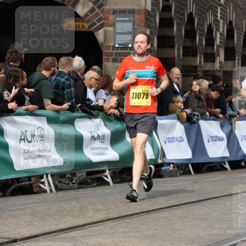 13.09.2026 - 21. swb-Marathon Bremen Strokosch-Dieckow http://msf.ph/oto/10357028 13.09.2026 10:57:04 Ziel 10240, 10372, 10486, 10540, 10610, 10721, 10771, 10824, 10888, 10936, 11064, 11349, 11474, 11601, 11872, 11911, 11996, 12284, 12434, 10166, 10578, 10687, 10700, 10772, 10969, 11236, 11292, 11484, 11667, 12263, 12382, 12383, 12400, 12411 meine-sportfotos.de