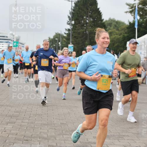13.09.2026 - Kiel Lauf Andreas Tolksdorf http://msf.ph/oto/10357071 13.09.2026 09:59:33 Kiellinie 49, 821, 413, 1013 meine-sportfotos.de
