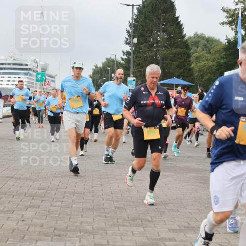 13.09.2026 - Kiel Lauf Andreas Tolksdorf http://msf.ph/oto/10357155 13.09.2026 09:59:36 Kiellinie 4, 1631, 6731, 1149 meine-sportfotos.de