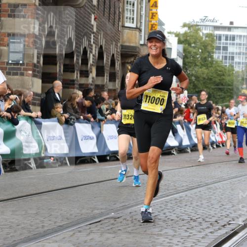 13.09.2026 - 21. swb-Marathon Bremen Strokosch-Dieckow http://msf.ph/oto/10357218 13.09.2026 10:57:06 Ziel 10372, 10486, 10540, 10610, 10721, 10771, 10824, 10888, 10936, 11064, 11079, 11349, 11474, 11601, 11872, 12284, 12434, 10166, 10578, 10687, 10700, 10969, 11236, 11292, 11484, 11667, 12263, 12382, 12383, 12400, 12411 meine-sportfotos.de