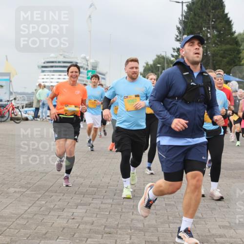 13.09.2026 - Kiel Lauf Andreas Tolksdorf http://msf.ph/oto/10357335 13.09.2026 09:59:42 Kiellinie 12425, 125, 39, 9067, 4, 38, 2746 meine-sportfotos.de