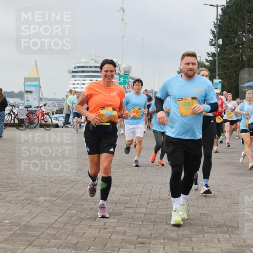 13.09.2026 - Kiel Lauf Andreas Tolksdorf http://msf.ph/oto/10357345 13.09.2026 09:59:42 Kiellinie 12425, 39, 9067, 1, 39, 2662 meine-sportfotos.de
