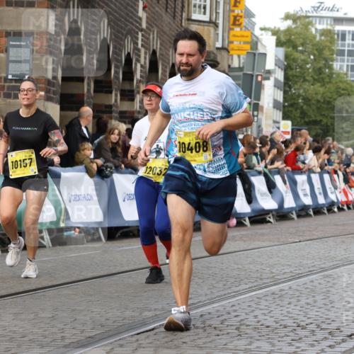 13.09.2026 - 21. swb-Marathon Bremen Strokosch-Dieckow http://msf.ph/oto/10357520 13.09.2026 10:57:10 Ziel 10408, 10486, 10540, 10610, 10721, 10771, 10824, 10888, 10936, 11000, 11064, 11079, 11328, 11474, 11601, 11872, 11946, 12284, 12434, 10166, 10226, 10300, 10517, 10518, 10578, 10687, 10969, 11498, 11609, 11667, 12263, 12382, 12383, 12400, 12411 meine-sportfotos.de