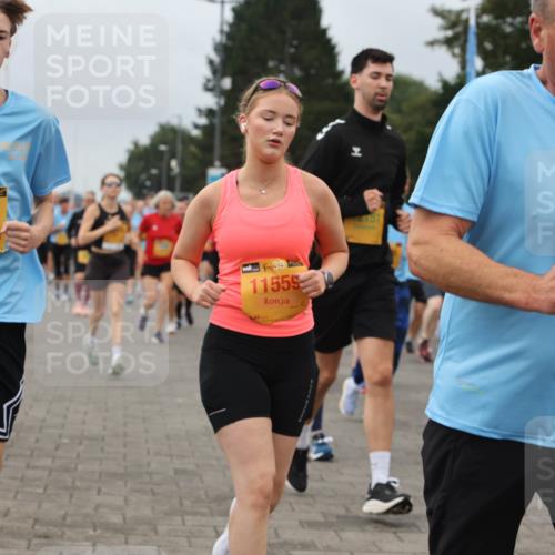 13.09.2026 - Kiel Lauf Andreas Tolksdorf http://msf.ph/oto/10357750 13.09.2026 10:00:09 Kiellinie 4, 38, 5677, 11559, 438, 11585 meine-sportfotos.de