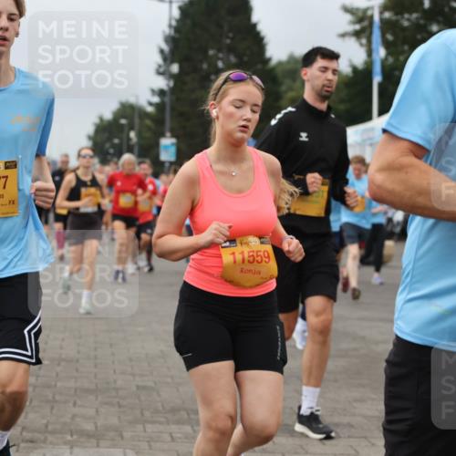 13.09.2026 - Kiel Lauf Andreas Tolksdorf http://msf.ph/oto/10357753 13.09.2026 10:00:10 Kiellinie 4, 38, 5677, 38, 11559, 38 meine-sportfotos.de