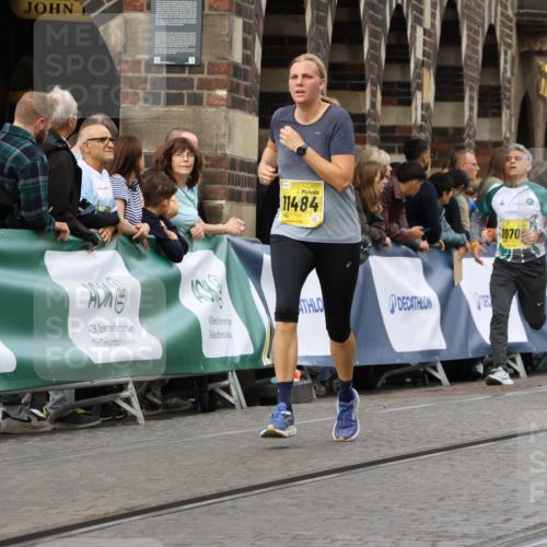 13.09.2026 - 21. swb-Marathon Bremen Strokosch-Dieckow http://msf.ph/oto/10357760 13.09.2026 10:57:17 Ziel 10157, 10408, 10610, 10772, 11000, 11079, 11328, 11872, 11946, 12032, 12284, 12434, 10177, 10226, 10300, 10394, 10517, 10518, 11106, 11365, 11480, 11498, 11609, 11734, 11965, 11966, 12037, 12111, 12372, 12400, 12411 meine-sportfotos.de