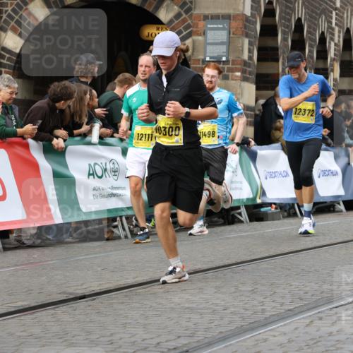 13.09.2026 - 21. swb-Marathon Bremen Strokosch-Dieckow http://msf.ph/oto/10358630 13.09.2026 10:57:35 Ziel 10166, 10226, 10517, 10518, 10578, 10687, 10700, 10772, 10969, 11236, 11292, 11484, 11609, 11667, 12263, 12382, 12383, 12400, 12411, 10460, 10707, 10728, 11153, 11245, 11532, 11568, 11856, 12222, 12228, 12231, 12264, 12427, 12555 meine-sportfotos.de