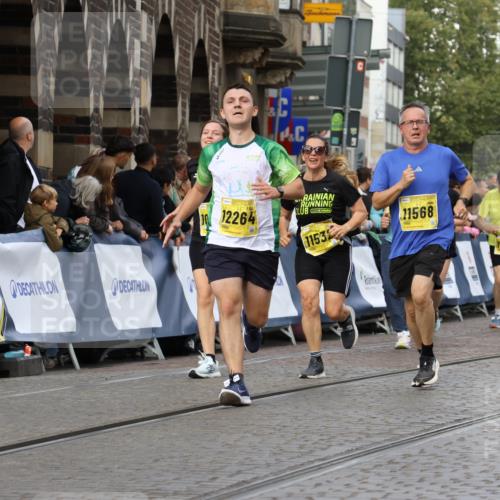 13.09.2026 - 21. swb-Marathon Bremen Strokosch-Dieckow http://msf.ph/oto/10359479 13.09.2026 10:57:50 Ziel 10177, 10226, 10300, 10394, 10517, 10518, 11106, 11245, 11365, 11480, 11498, 11609, 11734, 11965, 11966, 12037, 12111, 12222, 12372, 12400, 10078, 10543, 10559, 10565, 10604, 10826, 10903, 11136, 11332, 11824, 11863, 12551 meine-sportfotos.de