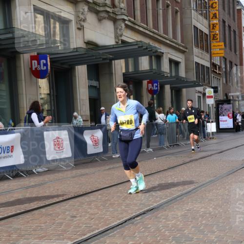 13.09.2026 - 21. swb-Marathon Bremen Strokosch-Dieckow http://msf.ph/oto/10360704 13.09.2026 11:21:09 Ziel 11262, 11780, 11821, 10407, 12542 meine-sportfotos.de