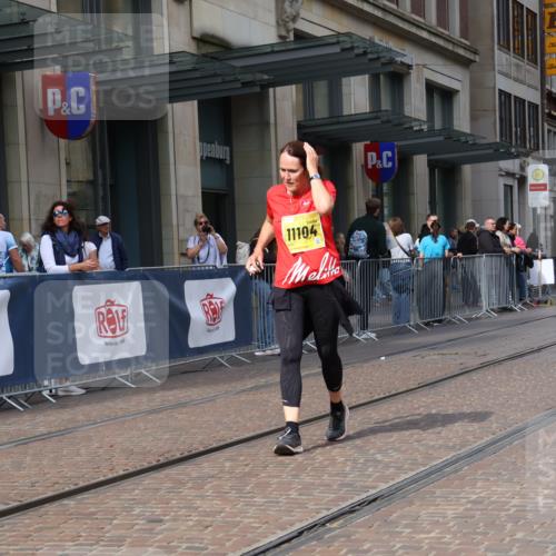 13.09.2026 - 21. swb-Marathon Bremen Strokosch-Dieckow http://msf.ph/oto/10360894 13.09.2026 11:21:16 Ziel 11104, 11262, 11780, 11821, 10407, 11780, 12542 meine-sportfotos.de