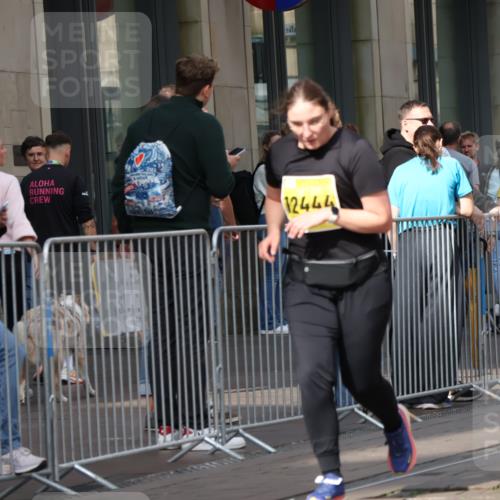 13.09.2026 - 21. swb-Marathon Bremen Strokosch-Dieckow http://msf.ph/oto/10361353 13.09.2026 11:22:05 Ziel 10710, 10968, 11423, 11579, 12444, 11639, 11698, 12157, 12211 meine-sportfotos.de