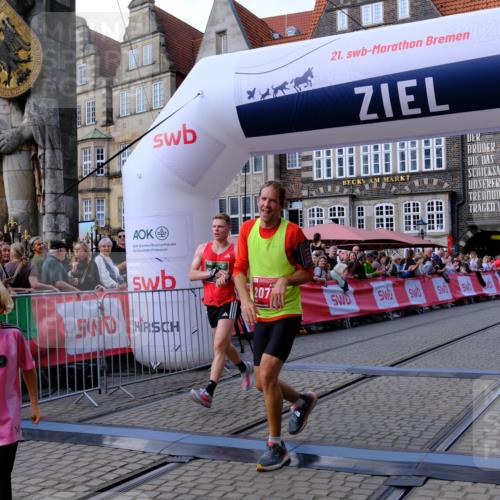 13.09.2026 - 21. swb-Marathon Bremen Tim E. http://msf.ph/oto/10361450 13.09.2026 12:58:59 Ziel 346, 1576, 2049, 5672, 6929, 8311 meine-sportfotos.de
