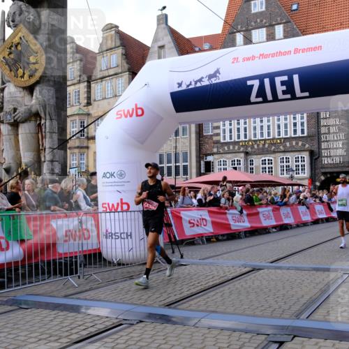 13.09.2026 - 21. swb-Marathon Bremen Tim E. http://msf.ph/oto/10361528 13.09.2026 12:59:06 Ziel 1576, 2049, 3624, 4847, 6929, 8065 meine-sportfotos.de