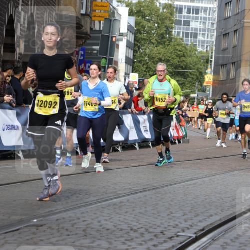13.09.2026 - 21. swb-Marathon Bremen Strokosch-Dieckow http://msf.ph/oto/10361667 13.09.2026 10:58:29 Ziel 10249, 10494, 10530, 10543, 10604, 10673, 10750, 10798, 10826, 10828, 10903, 10914, 10931, 10932, 11120, 11131, 11295, 11388, 11420, 11752, 11863, 11884, 11906, 11952, 12017, 12386, 12387, 12441, 12482, 10878, 10879, 11030, 11189, 11228, 11488, 11743, 11955, 12180, 12237, 12320, 12499, 12505 meine-sportfotos.de